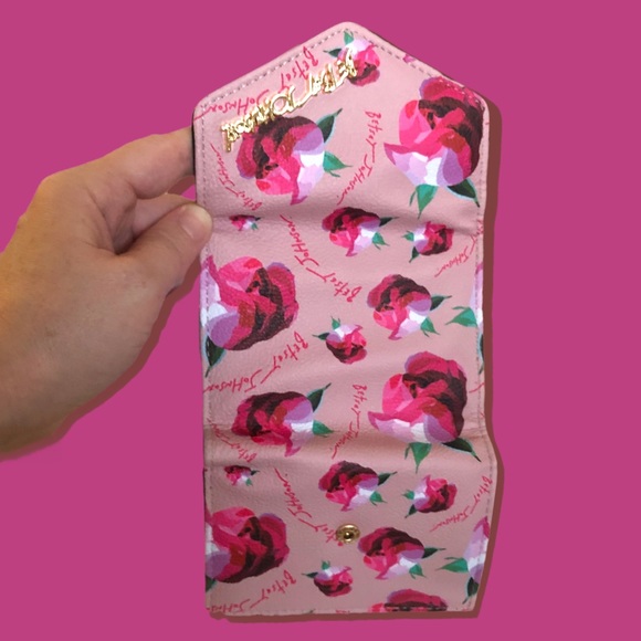 💋 Luv Betsey | Lana Flap Peachy Vegan Leather Wallet Pink Multi Rose 🌹 Pattern - Picture 3 of 9